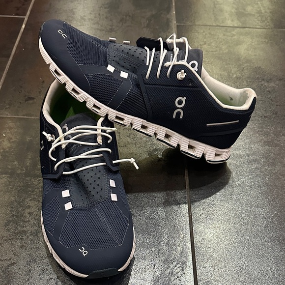 On Running Men's Dark Blue Athletic Shoes - Picture 1 of 6